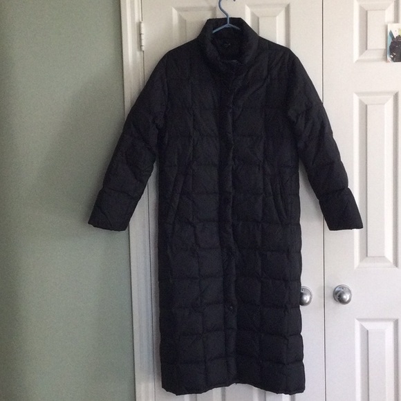 Full length ladies down coat - Picture 1 of 8